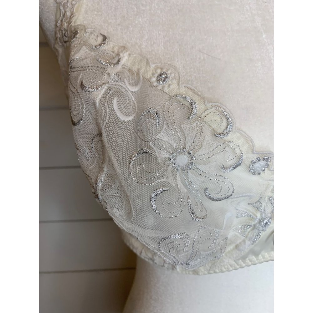 Simone Perele Ivory Lace Underwire Bra - Picture 2 of 6